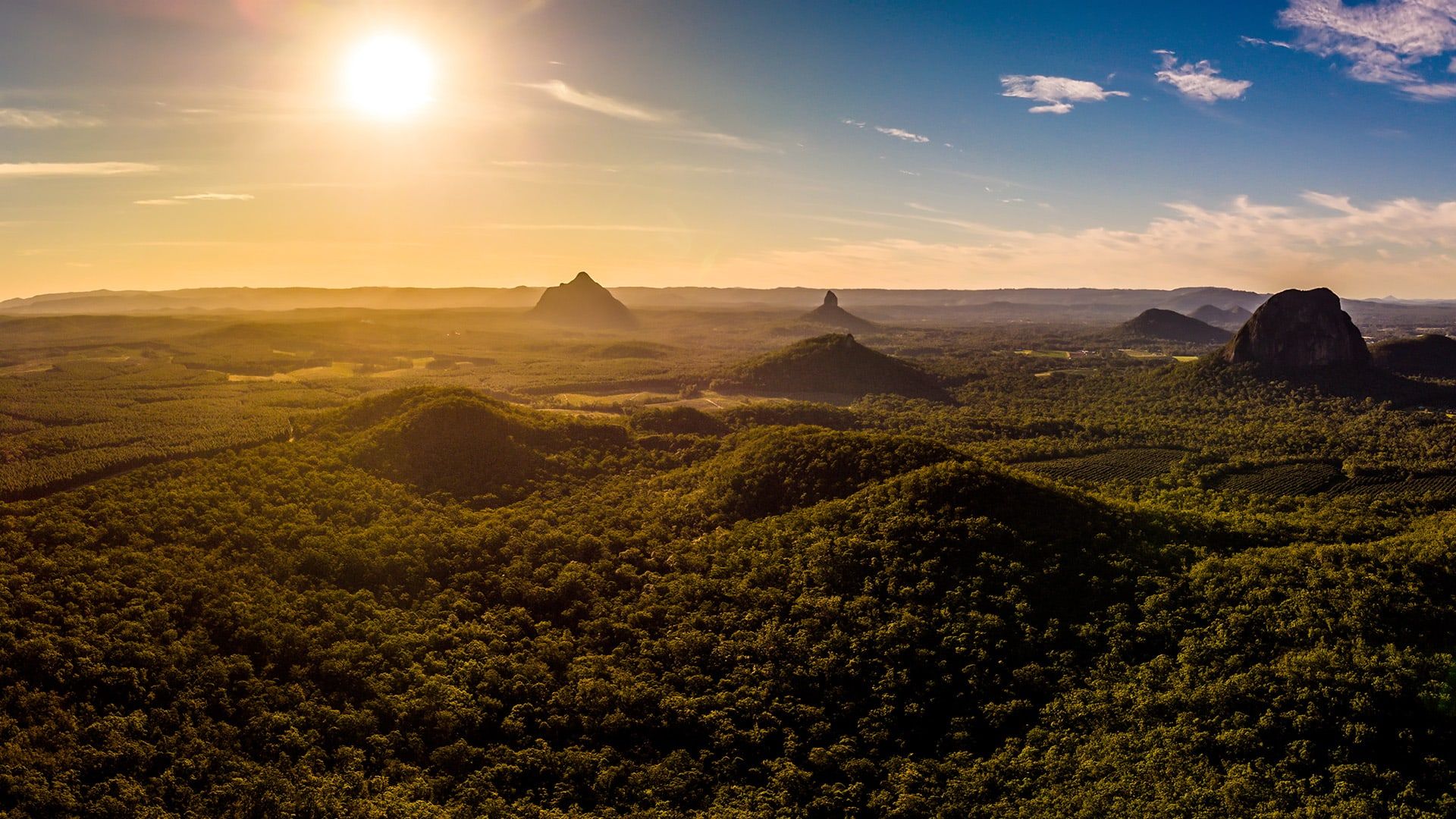 sunshine coast glasshouse mountains