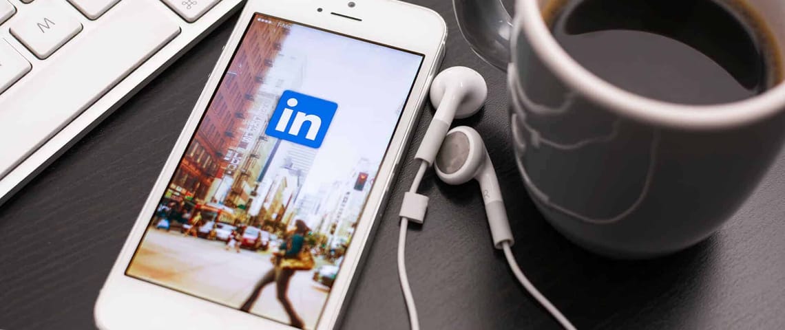 when is the best time to post on linkedin