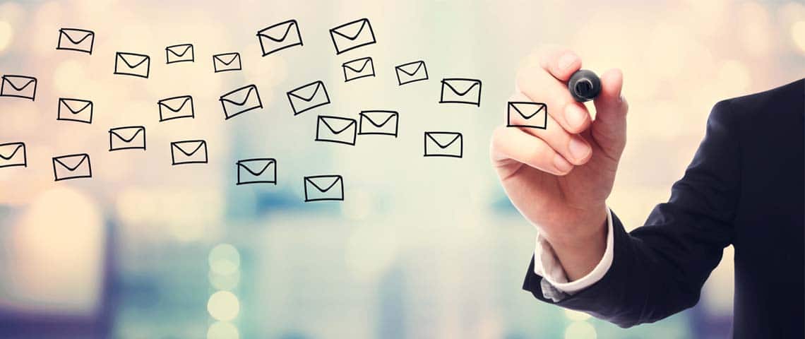 how-to-grow-your-business-with-email-marketing_featured1 writing - email - business
