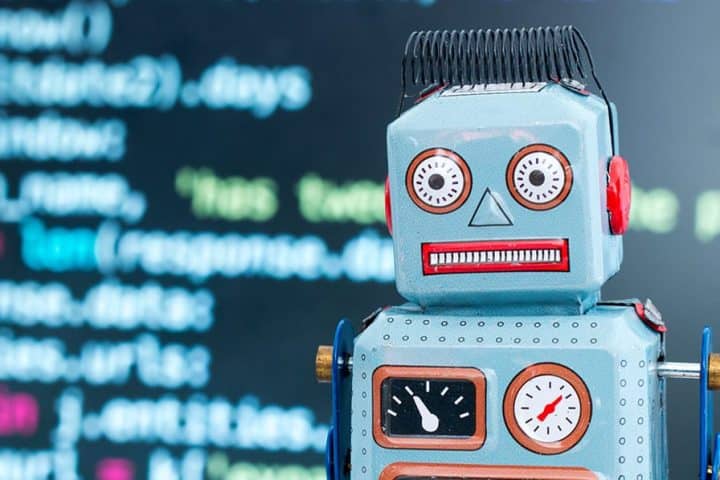 how to use social media for customer support
